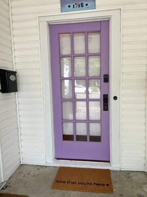 The Purple Door Apt In The Heart Of Radford City Ngoại thất bức ảnh